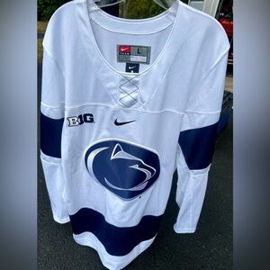 Nike Big 10 Penn State Nittany Lions Hockey Jersey Men’s Large